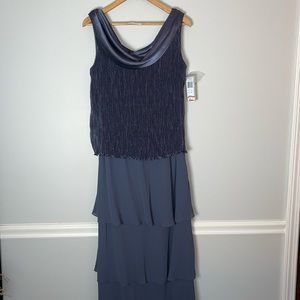 New Patra Woman Gray Silver Beaded  14 Formal Dress